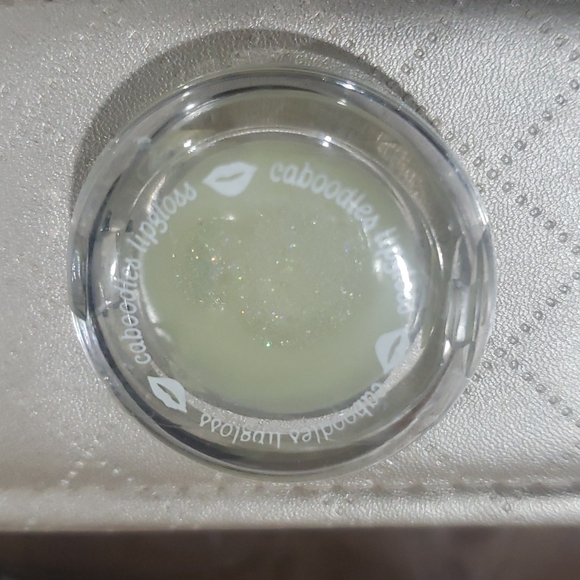 Caboodle lipgloss Candy Cane Snowman Qty-1 - Picture 3 of 4